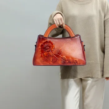 2023 Дамска мода от естествена кожа с релефно, елегантна реколта чанта, доставка, чанта през рамо, чанта-тоут, горната част на дръжка